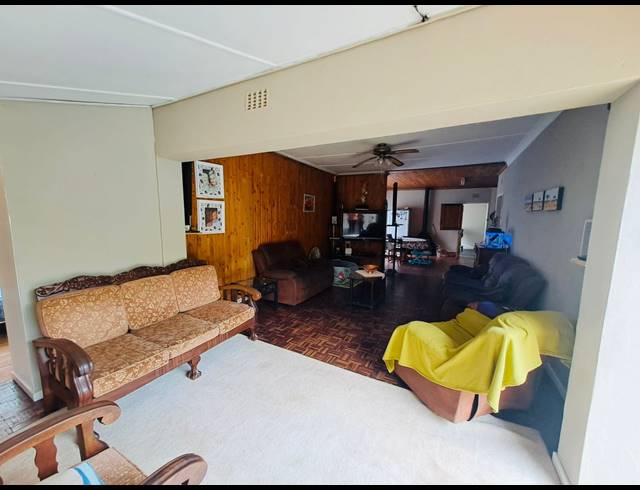 3 BEDROOM HOUSE FOR SALE IN ROTHDENE